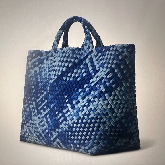 Naghedi St. Barths Large Tote Watercolor without interior pouch - Picture 3 of 4